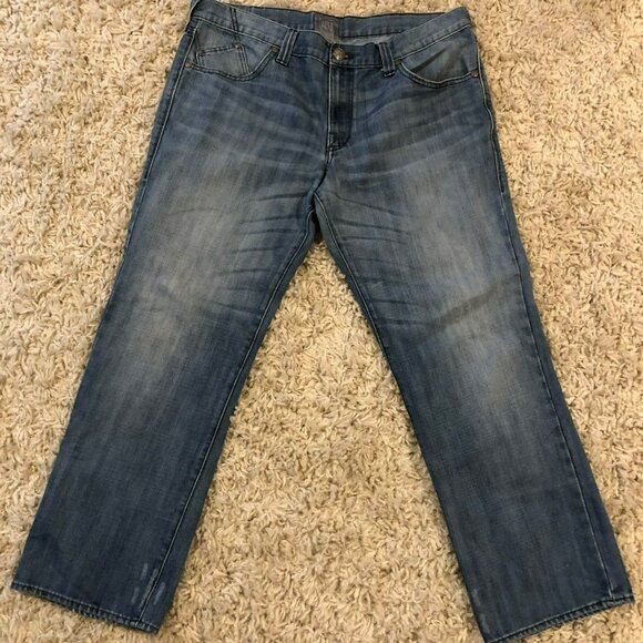 Rock & Republic Jeans Men's Sz 38"x30" Distressed Medium Wash - Picture 2 of 9